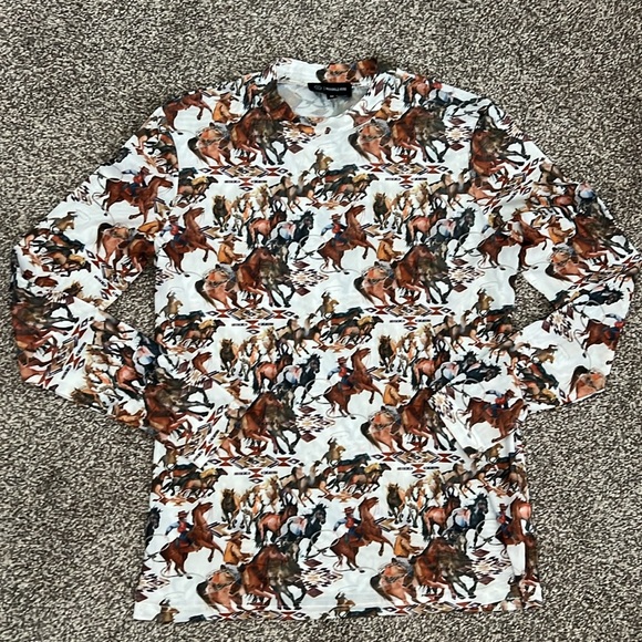 Super cute sheer/mesh top from The Wild J. Size medium worn once - Picture 2 of 2